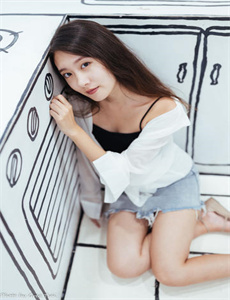 《两条蛇分别在我的两个洞里》